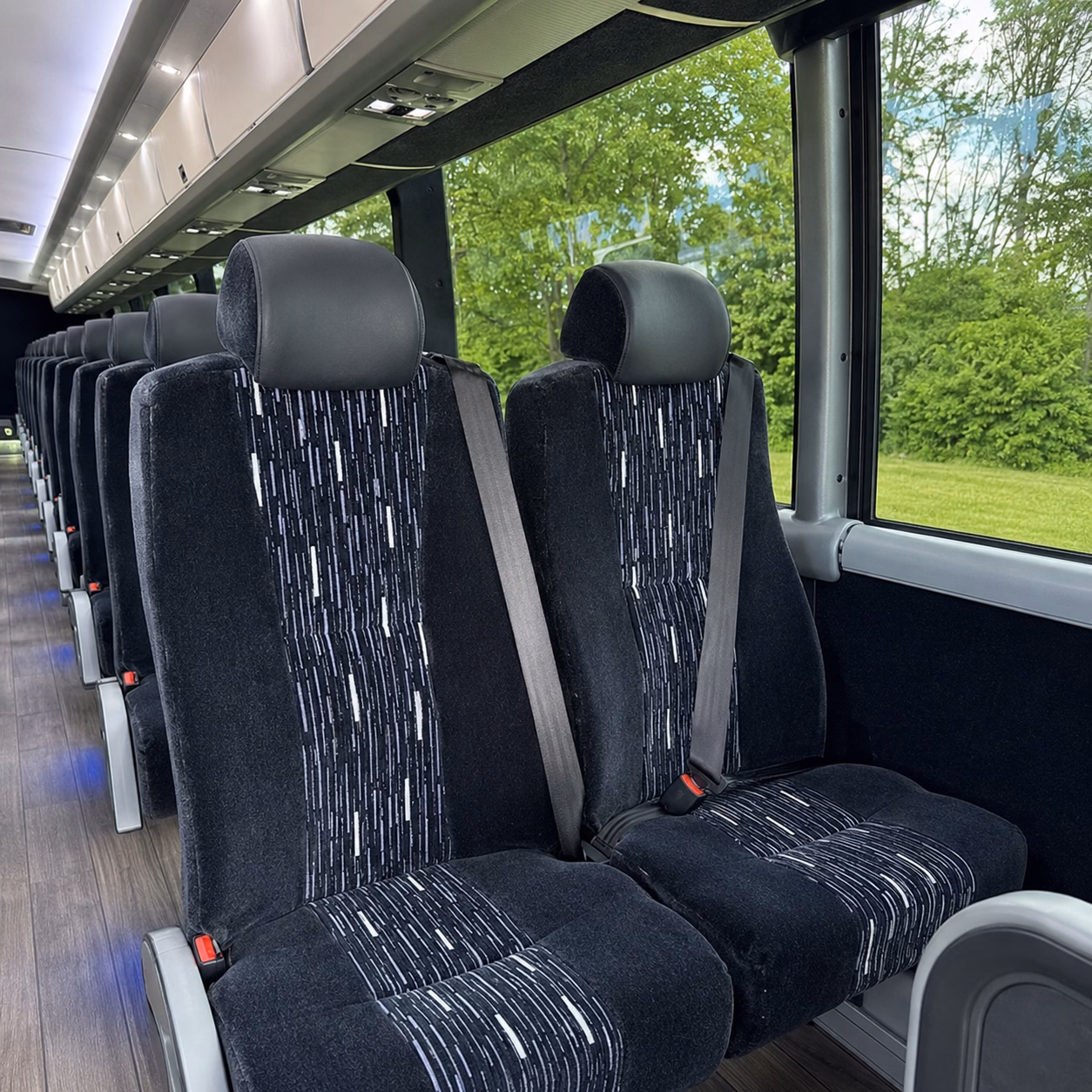 charter buses to retreat hill winery and the clifton texas wine country