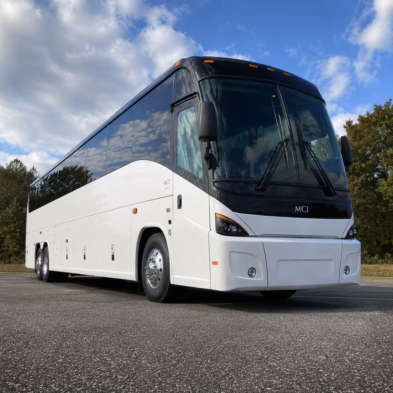 daily commuter shuttle buses along the i 35 corridor