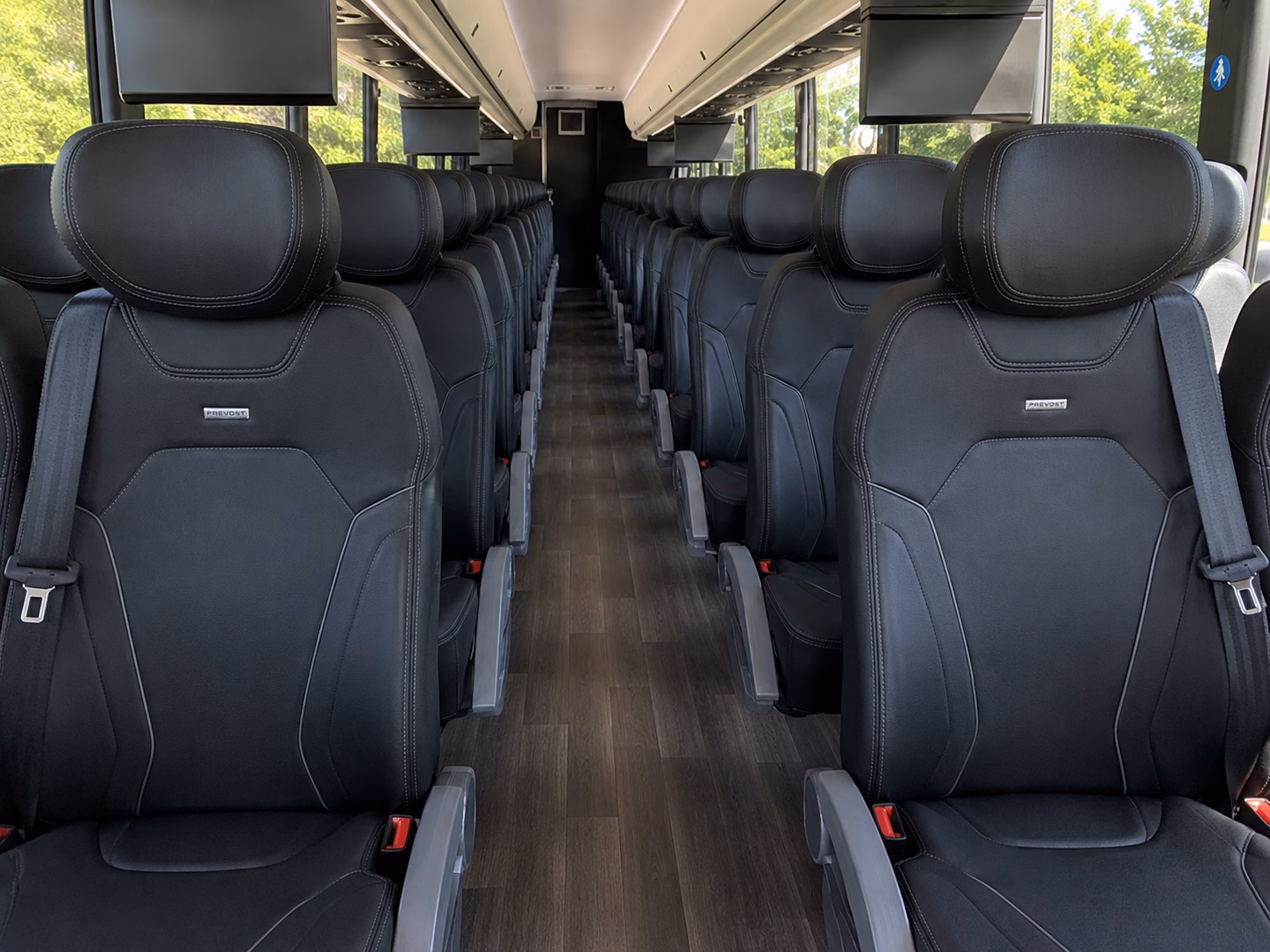 rehearsal dinner buses and full wedding weekend transportation