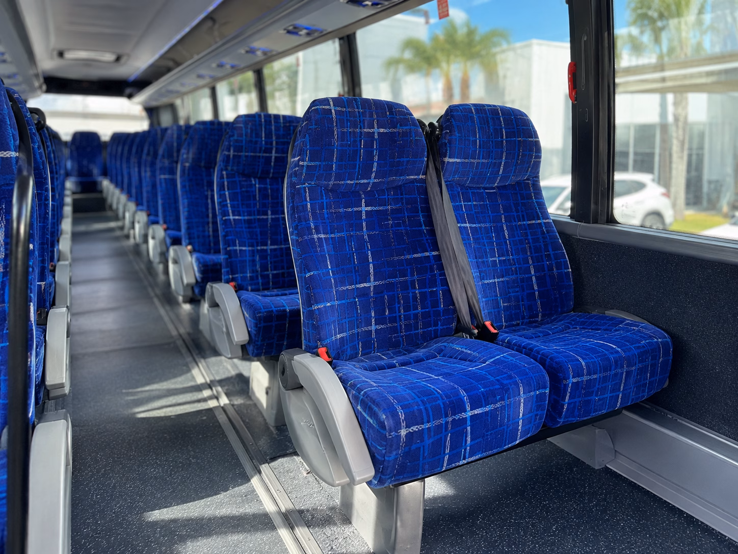 shuttle buses between waco hotels and your wedding venue